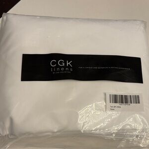 White Bedding Sheet Set